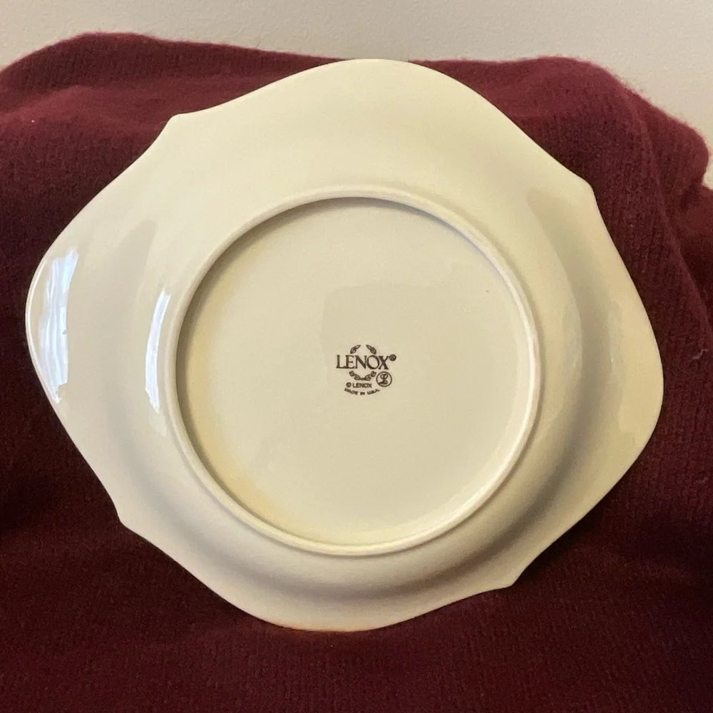 Vintage Classic Lenox Serving Bowls - Set of Two